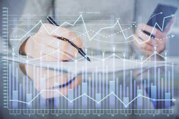 Doble exposición del holograma gráfico de divisas y la mujer sosteniendo y utilizando un dispositivo móvil. Concepto de mercado financiero. —  Fotos de Stock