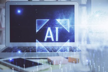 Masaüstü bilgisayar ve teknoloji temalı holograma çoklu maruz kalma. Yazılım geliştirme kavramı.