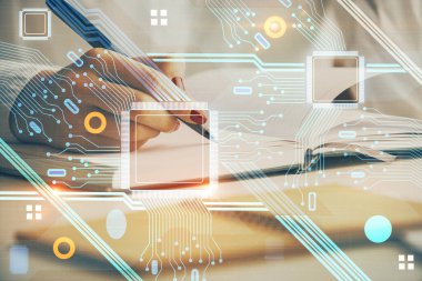 Veri teknolojisi hologramıyla arka planda el yazısına çoklu maruz kalma. Yenilik kavramı.