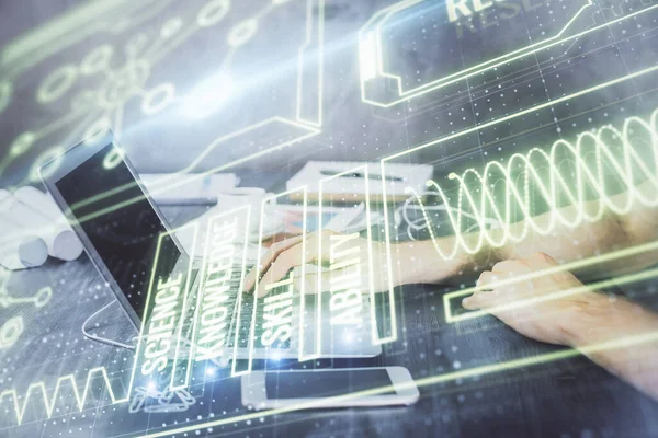 Holograma científico con el hombre trabajando en la computadora en segundo plano. Concepto de estudio. Doble exposición. —  Fotos de Stock