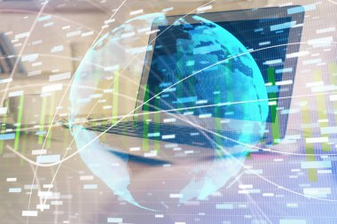 İş teması simgelerinin çoklu pozlandırılması ve bilgisayar geçmişi olan çalışma alanı. Başarı kavramı.