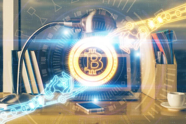 Blockchain temalı holograma ve bilgisayar arkaplanlı masaya çift pozlama. Bitcoin şifreleme para birimi kavramı. — Stok fotoğraf