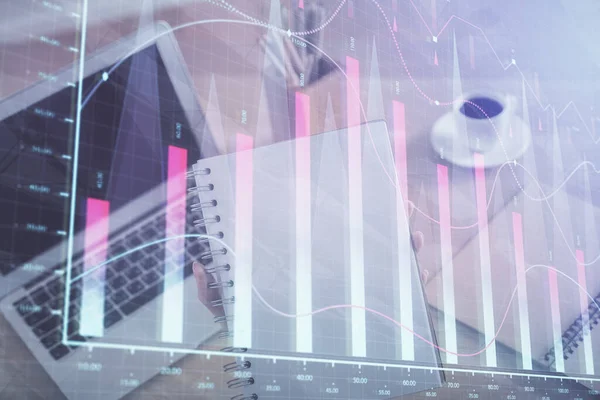 Dubbel exponering av affärskvinna händer skriva på dator och forex diagram hologram ritning. Begreppet finansiell analys. — Stockfoto