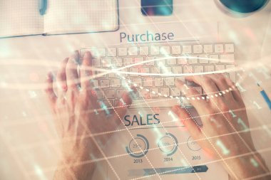 Dizüstü bilgisayar klavyesini ve ön x çizim hologramını yazarken çift pozlama. Üst Manzara. Finans piyasası kavramı.