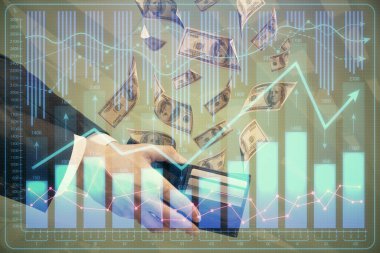 Finansal grafiğe çoklu pozlama hologram, Amerikan dolarları ve insan eli. Analiz kavramı.