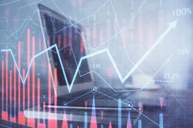 Borsa grafiği ve bilgisayar geçmişi olan tablolar. Çifte maruziyet. Mali analiz kavramı.