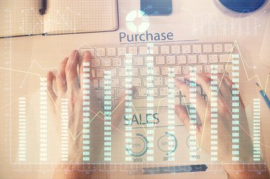 Dizüstü bilgisayar klavyesini ve ön x çizim hologramını yazarken çift pozlama. Üst Manzara. Finans piyasası kavramı.