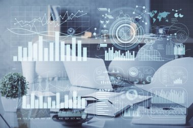 Borsa grafik çizimi ve ofis içi arka planının iki katına çıkarılması. Mali analiz kavramı.