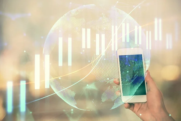 Dubbel exponering av Forex diagram skiss hologram och kvinna som håller och använder en mobil enhet. Börskoncept. — Stockfoto