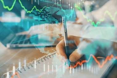 Ön x çizelgesinin arka plan notları alan insanların üzerini çizerken çift pozlama. Mali analiz kavramı