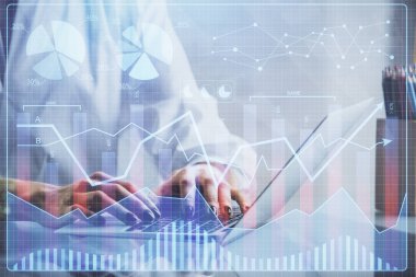 Bilgisayarda ve ön x grafik hologram çiziminde kadın eli yazarken çift pozlama. Borsa yatırım kavramı.