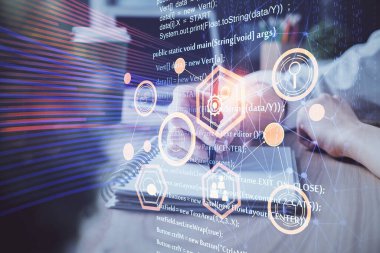 Veri çözeltisi hologramı ile arka plan üzerine yazılan ellere çoklu maruz kalma. Teknoloji konsepti.