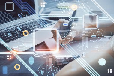 Veri çözeltisi hologramı ile arka plan üzerine yazılan ellere çoklu maruz kalma. Teknoloji konsepti.