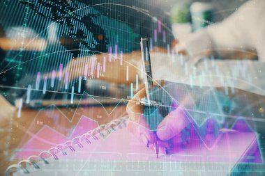 Ön x çizelgesinin arka plan notları alan insanların üzerini çizerken çift pozlama. Mali analiz kavramı