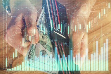 Forx grafiği, hologram, Amerikan dolarları ve insan eli çizimleri. Teknik Analiz kavramı.