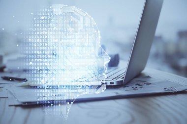 Masaüstü bilgisayarı ve insan beyni hologram çiziyor. Ai kavramı.