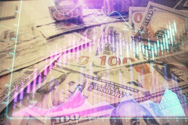 Forx grafiğinin çok sayıda görüntüsü bize dolar banknotları arka planında görünüyor. Finansal başarı piyasası kavramı.