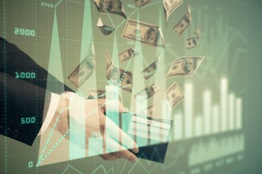 Finansal grafiğe çoklu pozlama hologram, Amerikan dolarları ve insan eli. Analiz kavramı.