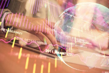 Önx grafik çizimine çifte maruz kalma ve kadın ve erkeğin birlikte çalışarak mobil bir cihaz kullanması. Ticaret konsepti.