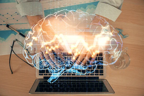 Adam Klavyede Beyin Hologramıyla Yazı Yazıyor Büyük Veri Kavramı — Stok fotoğraf