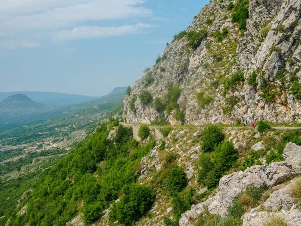 Deniz manzarası Karadağ Balkanlar'da görünümünü. Dağlar ve Adaları.