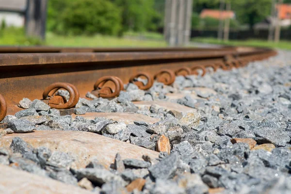 Demiryolu tuval, demiryolu parça, dağ diken diken, dağlar orman, ağaçlar, dağlar demiryolu parça