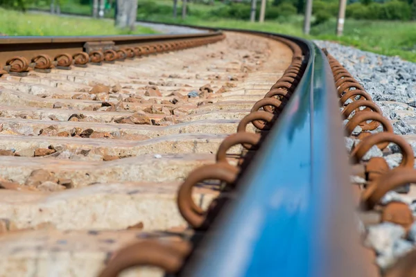 Demiryolu tuval, demiryolu parça, dağ diken diken, dağlar orman, ağaçlar, dağlar demiryolu parça