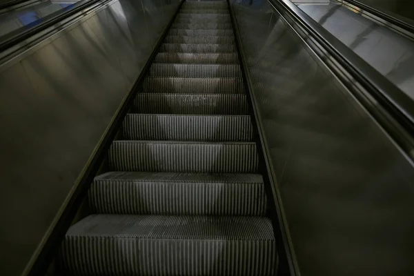 Escaleras Escaleras Mecánicas Ascensor Metálico —  Fotos de Stock