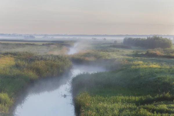 Der Fluss Morgengrauen — Stockfoto