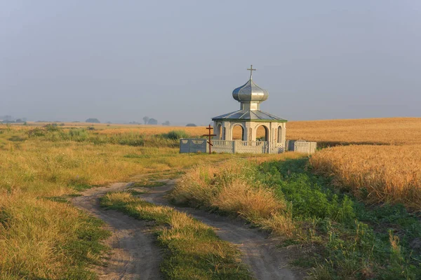 Chapel Ripe Field Wheat Ukraine — Stock Photo, Image