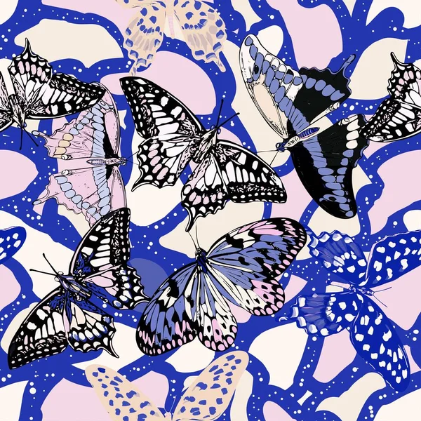 Patrón Sin Costuras Con Rosas Florecientes Mariposas Voladoras Dibujo Mano — Vector de stock