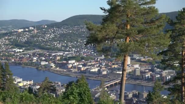 Ovanifrån av den staden Drammen i Norge — Stockvideo