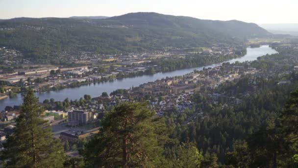 Top näkymä kaupungin Drammen Norjassa — kuvapankkivideo