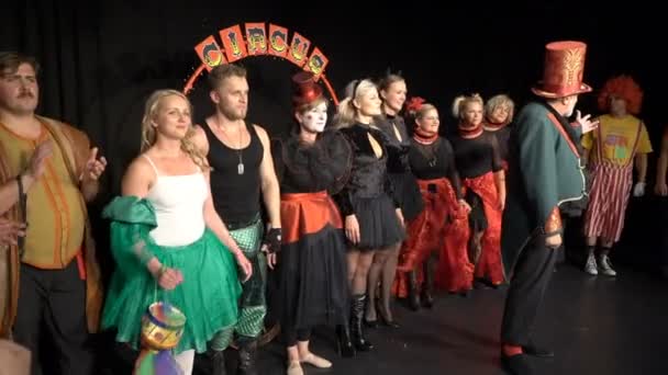 Teatralsk præsentation stykket "Circus of don Nigro: dyrehistorier " – Stock-video