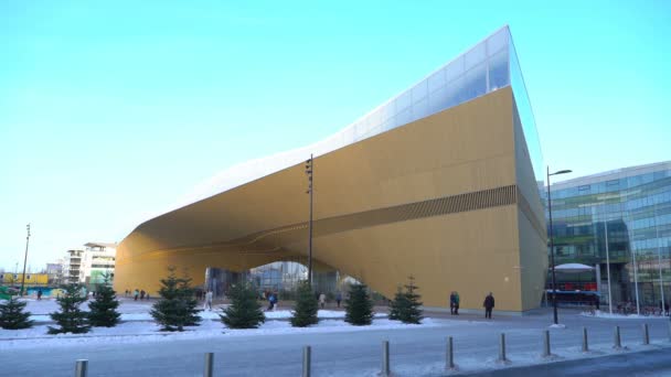 Biblioteca Central de la ciudad de Helsinki Oodi — Vídeos de Stock