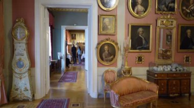 Helsinki, Finlandiya - 04 Şubat 2019: Koleksiyonu resimleri eski Avrupa masters ve özgün iç eski tüccar şehir evin içinde Sinebrychoff Art Museum.