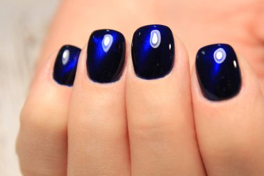 Doğal çivi güzellik. Mükemmel temiz manikür