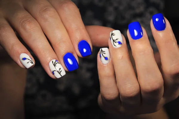 Unhas Naturais Incríveis Mãos Mulher Com Manicura Limpa Gel Polonês — Fotografia de Stock