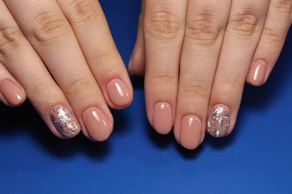 Ręce Piękny Manicure Naturalne Paznokcie Żel Polski — Zdjęcie stockowe