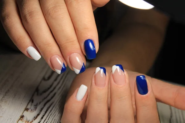 Glamorosa Manicura Hermosa Una Moda — Foto de Stock