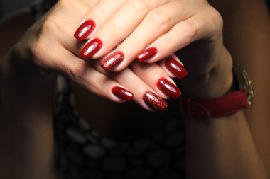 güzel bir doku üzerinde bir tasarım ile moda manikür