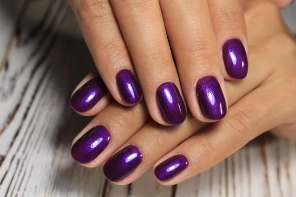 Niesamowite Naturalne Paznokcie Kobiet Ręce Czyste Manicure — Zdjęcie stockowe