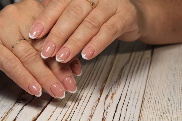 Gepflegte Nägel Nagellack Art Design Nagellack Schöne Hände — Stockfoto