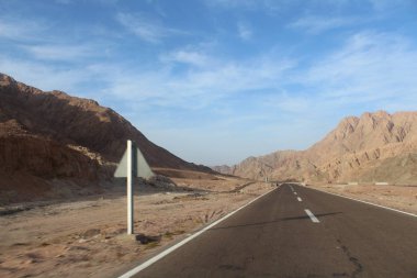 Dağ yolu yokuş aşağı sürat