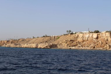 Tekneler ve Kızıldeniz ile güzel manzara