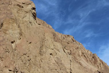 Manzara. Kanyonun Mısır'daki dağ massifs