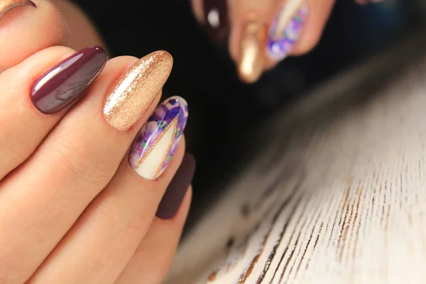 Mode Manicure Met Een Ontwerp Een Mooie Textuur — Stockfoto