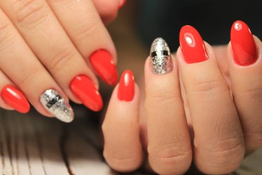 güzel bir doku üzerinde bir tasarım ile moda manikür