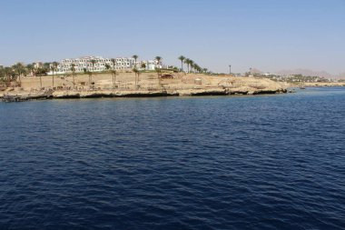 Tekneler ve Kızıldeniz ile güzel manzara