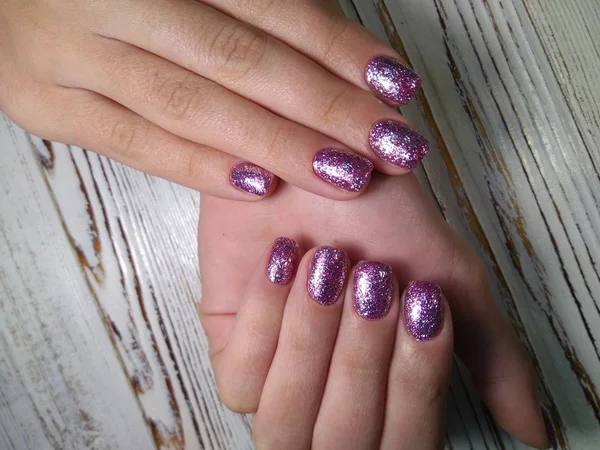 Modny Design Manicure Piękne Pióra — Zdjęcie stockowe